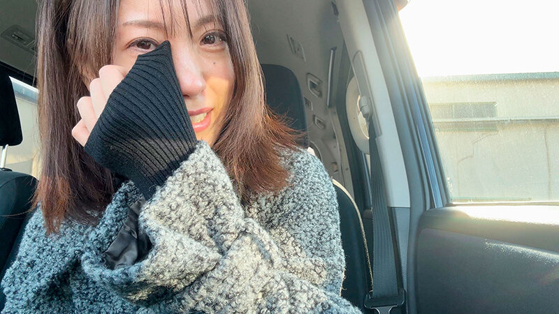 職場で知り合った美人パートの長瀬麻美さんは人生で一度も精子を飲んだことが無いみたいで、ラブホ飲みで距離感縮めてSEXしたらゴックンしてくれたので旦那が帰宅するPM22:00まで何度も精飲と中出しをした。 サンプル 12