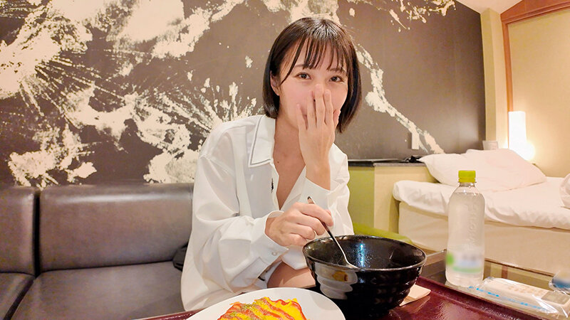 ビンカン勃起チクビちゃん 会社では大人しめな文系女子の雨宮あや花にいきなりラブホに誘われたけれど…乳首を触ると一気にメス顔になって甘えてきたので何度も精飲と中出しをした サンプル 10