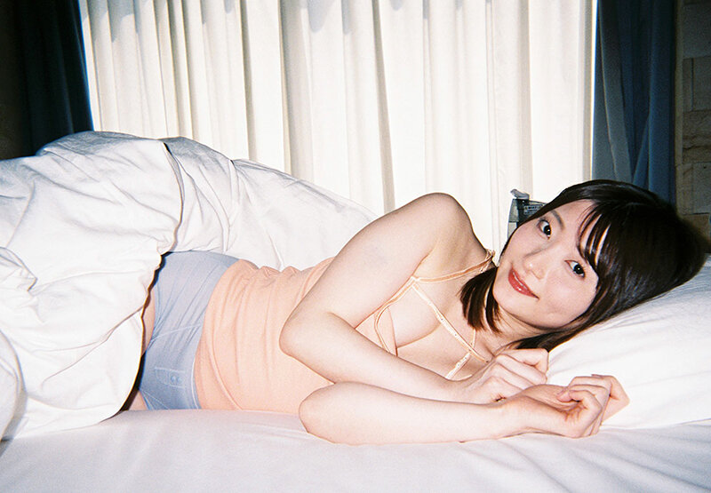金曜の夜、何度も中出しをした想い出を残したくて…ほんわか美人セフレちゃん中城葵と朝から晩まで精飲と中出しをした週末2日目の記録 サンプル 3