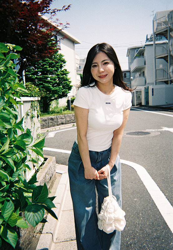 出張と嘘をついて会ってくれたバリキャリOL吉澤友貴とミッドナイトW不倫で夜から朝にかけて精飲と中出しを何度もしてお泊りすっぴん美人を独り占めした サンプル 2