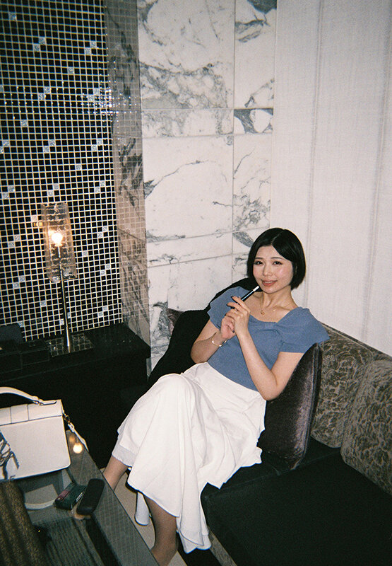 妊活中で味気ないSEXをする旦那の代わりに休日デートとして呼び出してきたゴックン大好きセフレ真野祈とラブホはしごで何度も精飲と激しい中出しSEXをした サンプル 3
