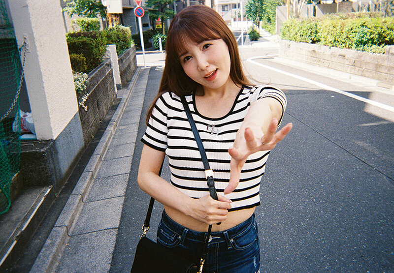 自宅で潮吹きしたくないからラブホで思いっきり潮吹きしたい！人妻セフレ友田彩也香と夜から朝にかけて1泊2日のイチャびちゃ不倫デート サンプル 4