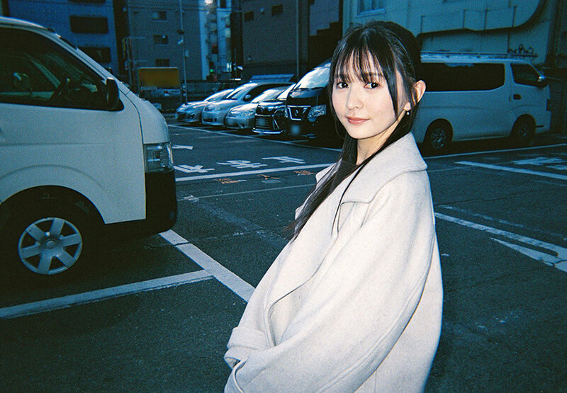 会社で高嶺の華、経理部の幸村泉希さんに打ち合わせと称して誘われて…ラブホに入ったら献身的なフェラをしてきたのでそのまま何度も精飲と中出しをした。 サンプル 4