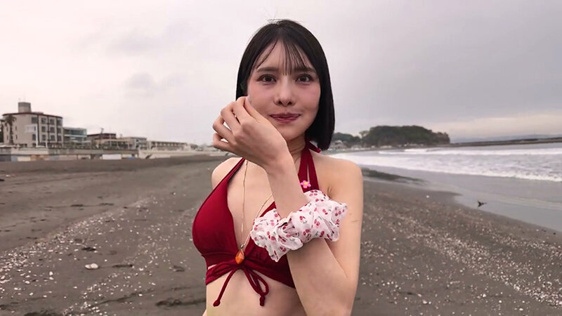 湘南ビーチで声をかけたビキニギャルが火照った身体をクールダウンさせる冷感ローションマッサージ体験！体温が下がるばずなのに【こっそり混ぜた媚薬】で性欲が覚醒！敏感になった乳首やクリをいじられ、ガニ股失禁イキ潮噴射！快感に負けて自分からデカチン…（KING-357） サンプル 1