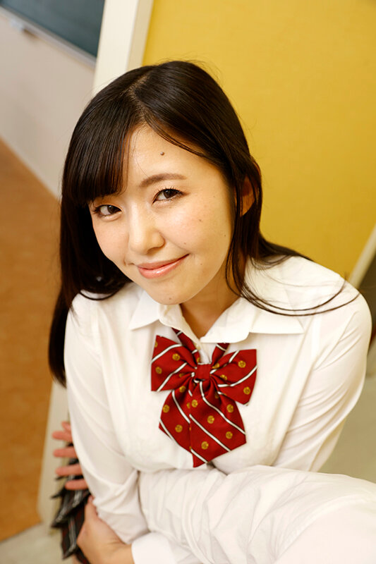 君のことが前から大好きでした！抱き心地よさそうなあの子からまさかの告白！もちろん勃起して、思う存分そのカラダをいただきました！ 菊池まや サンプル 1