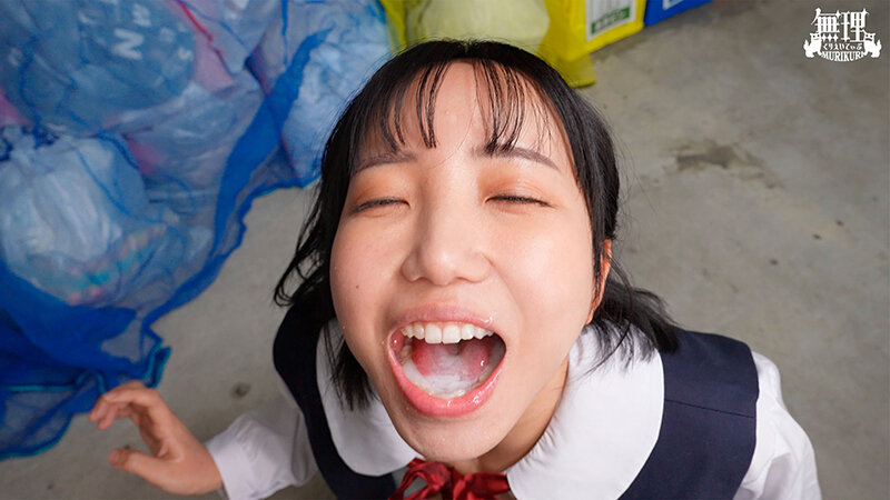 連日生飲みごっくん洗脳 精飲イラマでザーメンの味を教え込まれ自ら大量笑顔飲みする無垢少女 サンプル 14