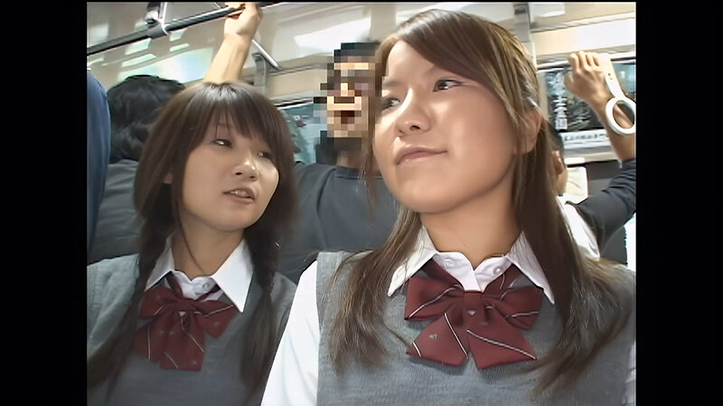【AIリマスター】いつも一緒の女子校生2人組を同時痴●でみせつけて感じさせろ！！ サンプル 9