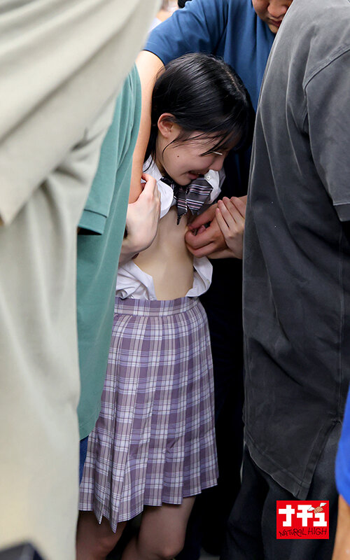 連射電車2 ちっちゃい女の子を独占して精子が尽きるまで何発も射精したい サンプル 5