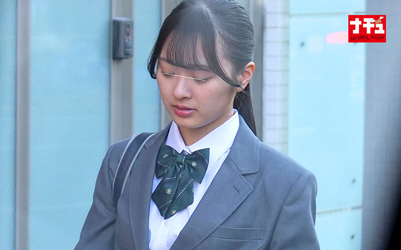 中に出してもいいから止まってください！！！押さえつけて逃がさないエンドレス奥突きバウンドピストンでイキ壊れた女6 小柄J系編 サンプル 3