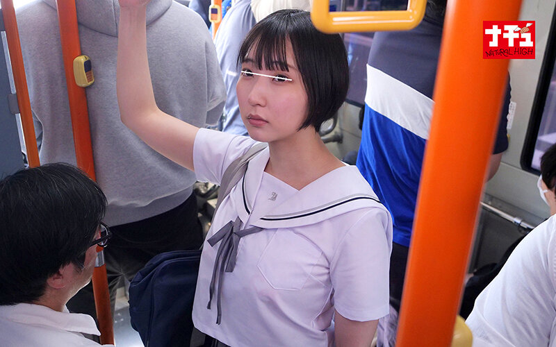 満員バスで対面スロー中出し羞恥に興奮して精子掻き出しオナニーしだすデカ尻J○ サンプル 9