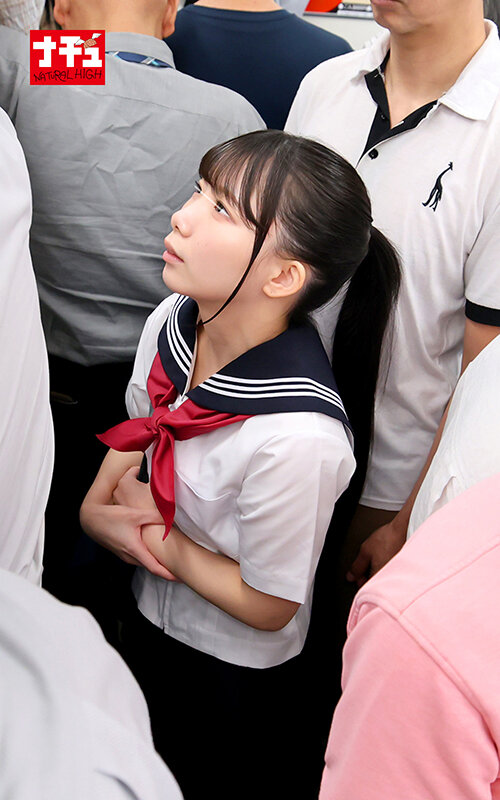 連射電車2 ちっちゃい女の子を独占して精子が尽きるまで何発も射精したい 推定146cm 色白もち娘 サンプル 2
