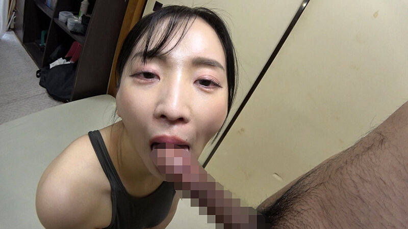 鈴木真夕 濡れてテカってピッタリ密着 神競泳水着 可愛い女子の競泳水着姿をじっとりと堪能！着替え撮影から始まり貧乳から巨乳にパイパン、ハミ毛、ジョリワキ等のフェチ接写やローションソーププレイや競泳水着ぶっかけ等を完全着衣で楽しむAV サンプル 14