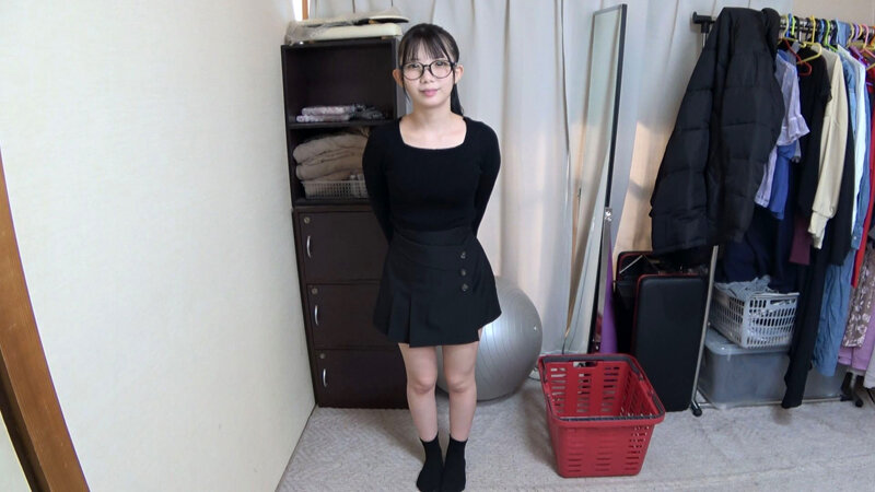 【AV女優前夜 南日菜乃】初流出！？デビュー前の極秘カメラテスト。演技も知らぬ無垢な姿で言いなりになったリアルな初本番。恥のクリ剥き自己紹介をさせられたド緊張の素人時代にみせる処女作超えの初物ファック。AVメーカー社長の私物映像を大公開 サンプル 2