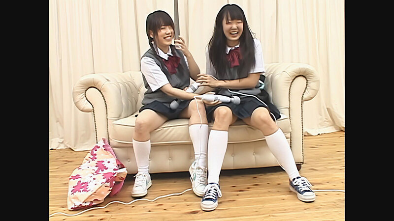 【 AI リマスター版 】修学旅行生が親友の前で赤面初電マ サンプル 10