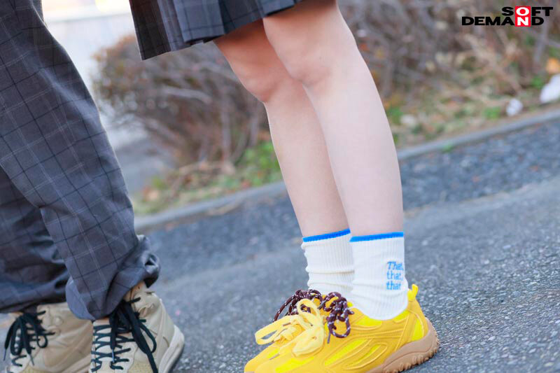 マジックミラー号 10代の学生男女が身体と相性で挑戦！ アオハル2人3脚！ ちょっとオトナのピクトグラムチャレンジ！ 全て成功したら、最新スマホをプレゼント！ 近くなりすぎた距離感が若い性欲を弾けさせる！？ ヤッてはいけない友達同士が禁断SEX！？ サンプル 18