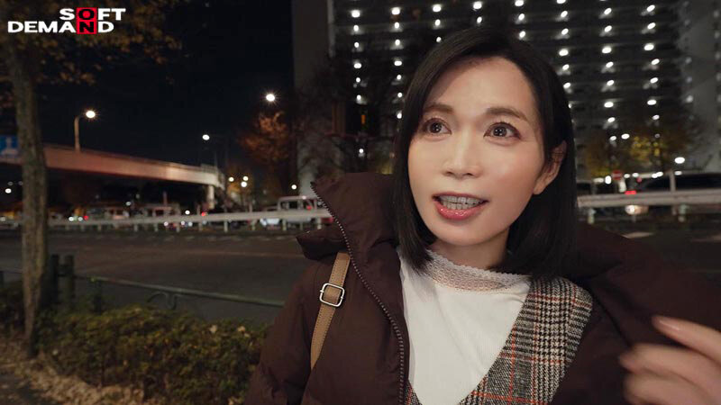 本物人妻 小泉玖美41歳 最終章 隠していた私の願望 最後に全て叶えて 10人の男達と絡み合い全てのザーメンを膣内に受け入れる 人生最絶頂の生中出し不倫 サンプル 19