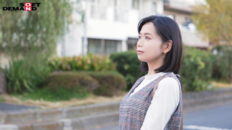 本物人妻 小泉玖美41歳 最終章 隠していた私の願望 最後に全て叶えて 10人の男達と絡み合い全てのザーメンを膣内に受け入れる 人生最絶頂の生中出し不倫 サンプル 3