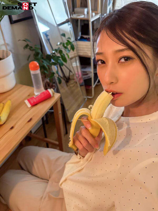 SNS総フォロワー4万人の公務員 市役所勤務のイラマで感じる奥さん 永尾あかね 37才 AV DEBUT サンプル 3