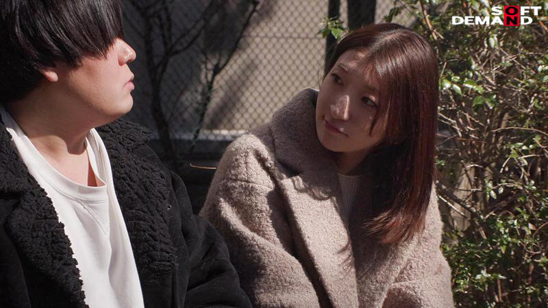 有澤まゆか 36歳 明るいママさんが年下絶倫男子宅で家事、料理、性欲のお供 絶倫男子たちに無限に発射されちゃう1日奥さん サンプル 5