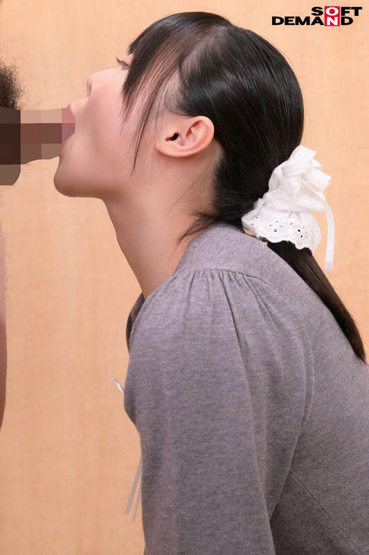 フェラチオ練習10発射。「男の人を気持ちよくさせたい」健気な美少女が大きな瞳を潤ませながらおちんちんの色んな舐め方を吸収していく1日特訓！高星なぎさ サンプル 4
