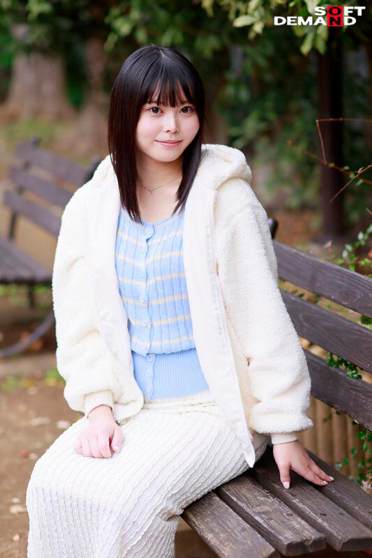 「おじさんに興味がある」と発言したことをキスで後悔 ‘押しに弱い優しい娘’ 天使級にかわいい美少女の笑顔が崩れ キモおじ達にイカされ続けた 18歳 絶頂開発 高星なぎさ サンプル 2