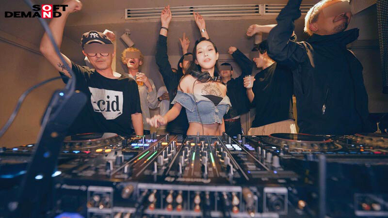 新人 DJ 選元らな（20）AVデビュー【ニュー個撮】 サンプル 3