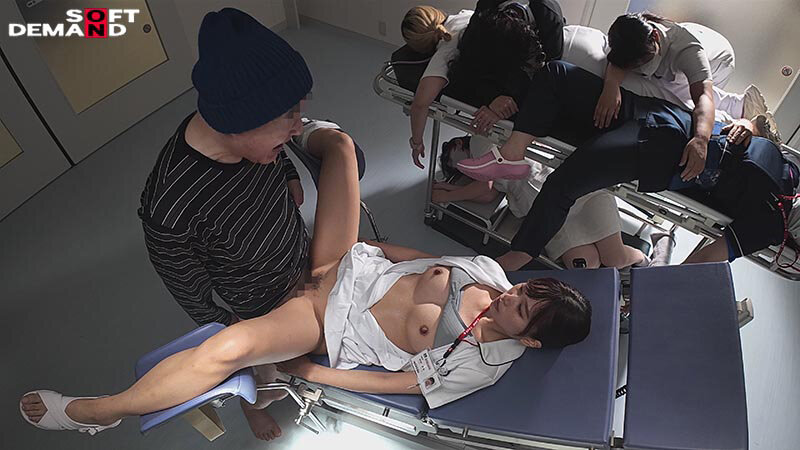 【特典版】時間を止められる男は実在した！～死の淵から帰って来た男 白衣の天使にお礼の種付けファック 病院占拠SP～ サンプル 7