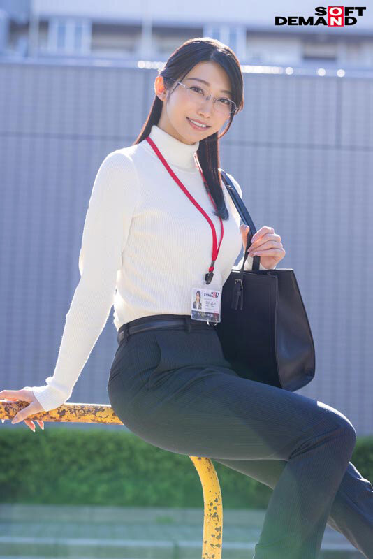 【特典版】秘書 守屋よしの 初AV出演 サンプル 3