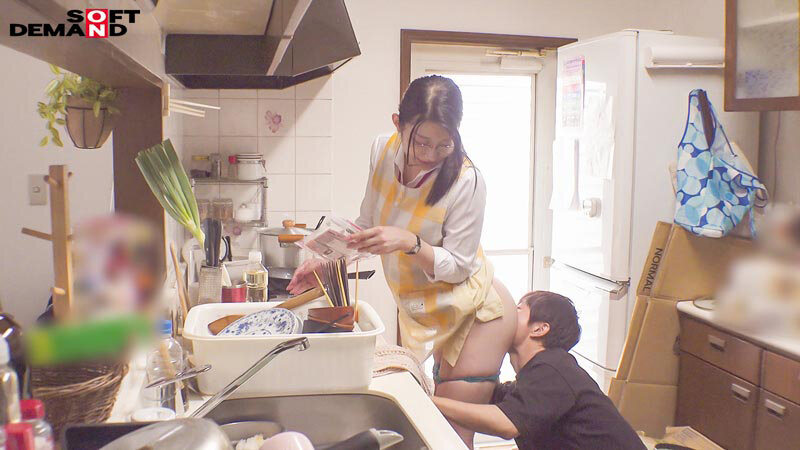炊事・洗濯・性欲処理 10人の弟と連続セックス朝生活 秘書 守屋よしの 長女になります！ サンプル 5