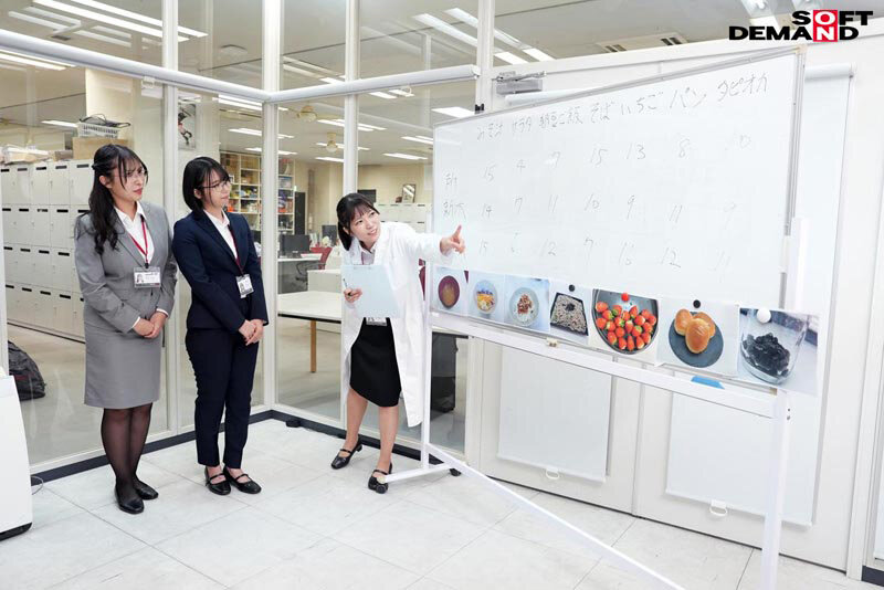 「ザーメンと最も相性の良い食べ物は何か？」をSOD女子社員3名が真面目に検証してみた結果 計46食の濃厚ホンモノ精子でお腹いっぱい 咀嚼でじっくり味わいごっくん飲み込むザ～汁マリアージュ食ザー実験 SOD性科学ラボ REPORT23 サンプル 16