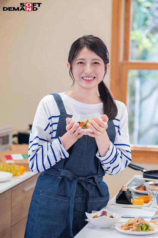 【本物人妻総集編】本物人妻15名が初めてのAV体験で見せたカメラの前での初セックス＆緊張と溢れる興奮を抑えきれない初中出し合計17SEX収録2枚組 10時間 サンプル 12