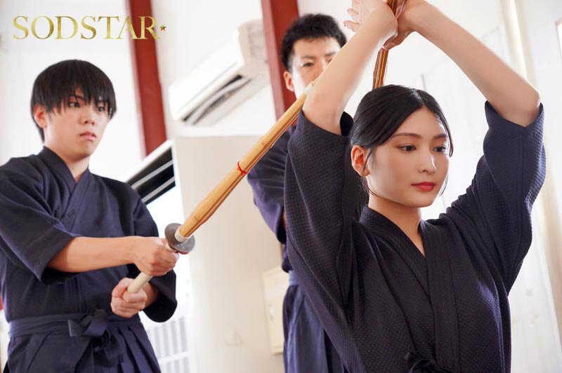 無表情な剣道の女師範 その凛とした佇まいからは想像出来ないほど弟子たちに甘く’チン媚び’目線で何度でもヌイてくれる 本庄鈴 サンプル 7