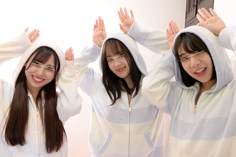 おにいちゃん！いっぱい私とモフモフして遊ぼう！ もふもふ部屋着にTバック尻の従妹がいっぱいエッチなことをしてきた！ サンプル 7