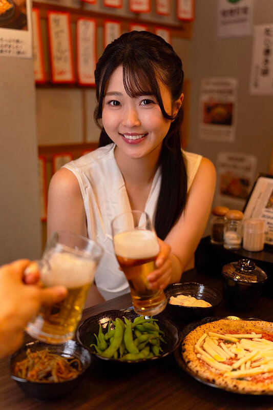 お気に入りの可愛い後輩OLが酔った勢いで豹変！？バレたらヤバい個室居酒屋で暴走バキュームフェラ サンプル 1