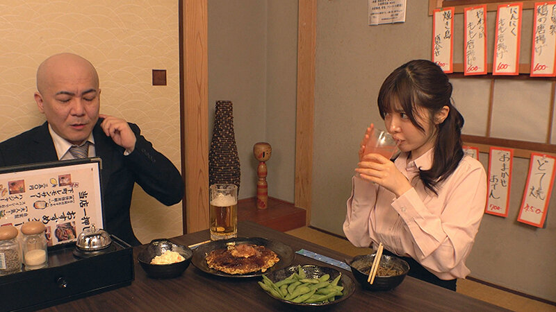 お気に入りの可愛い後輩OLが酔った勢いで豹変！？バレたらヤバい個室居酒屋で暴走バキュームフェラ サンプル 6
