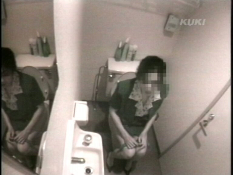 盗め ！電波性年 盗撮ハイテク最前線 サンプル 11