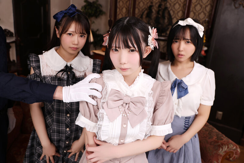 【VR】大富豪に囲われた美少女わいせつ品評会 サンプル 1