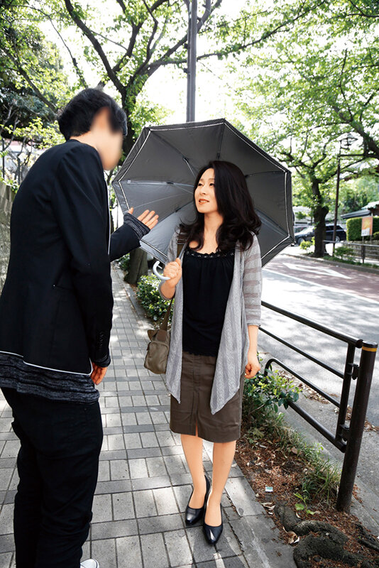 むむっ！！おばさん誘ってますよね？男を狂わせる熟れたエロ波動 9時間22人 サンプル 4