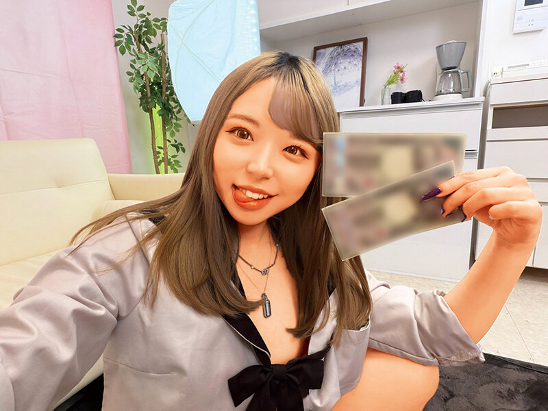 制服超無敵合法ロリ美少女の生足×桃尻×メスガキに無限課金！円光1年生爆誕！ サンプル 2