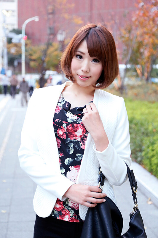 貧乳人妻 そのおっぱい最高に素敵ですよ奥さん！！手のひらサイズのエロ乳にフル勃起！！14名 サンプル 1