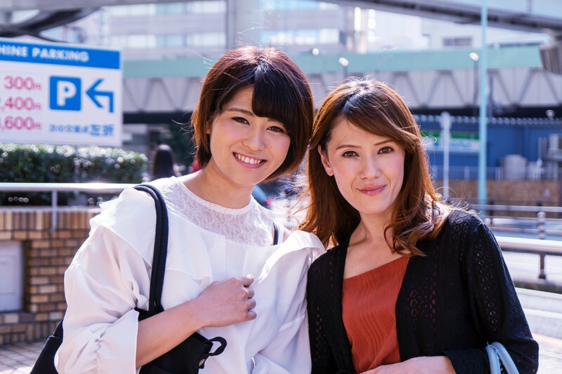 お母さんなのに！！母娘堕ち4 親子で快感に堕ちていっちゃった8組の母と娘 300分 サンプル 1