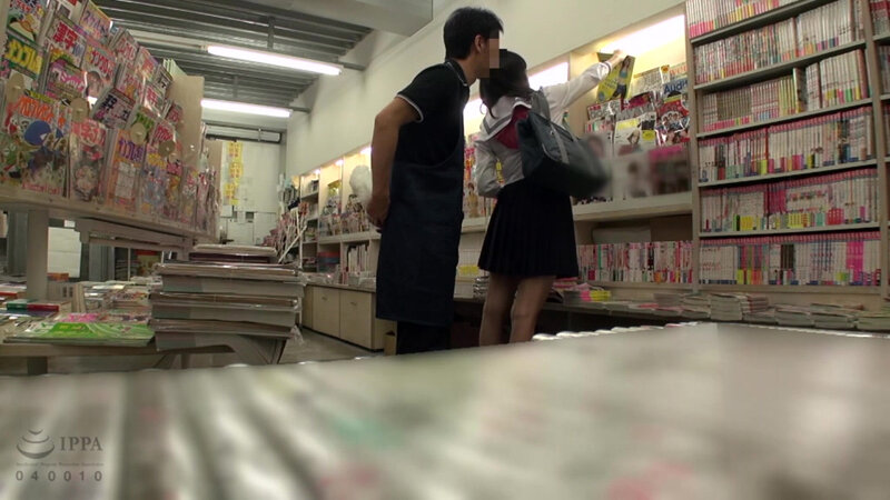 葛飾区本屋店主の投稿映像 （3）フェラ映像Ver. サンプル 3