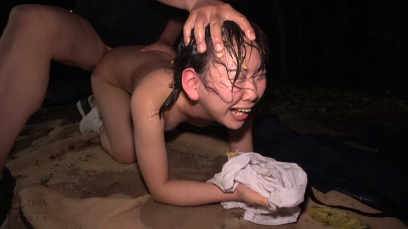 自転車通学の美少女を狙った尾行野外映像 ●2年かな サンプル 17