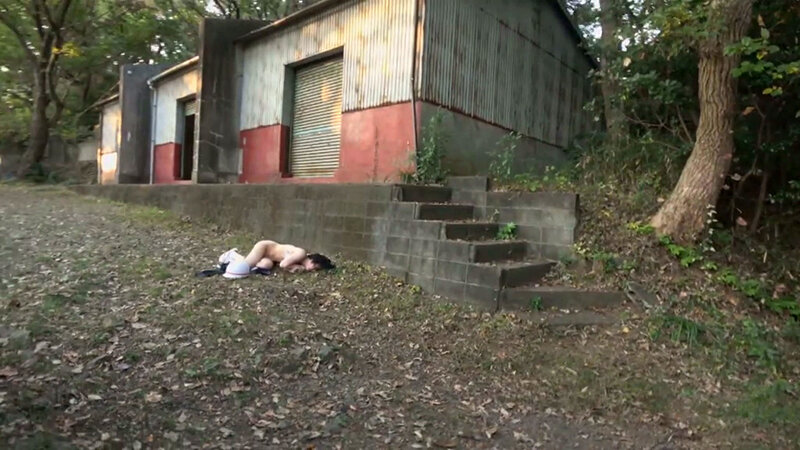 自転車通学の美少女を狙った尾行野外映像 ●1年つぐみ サンプル 20